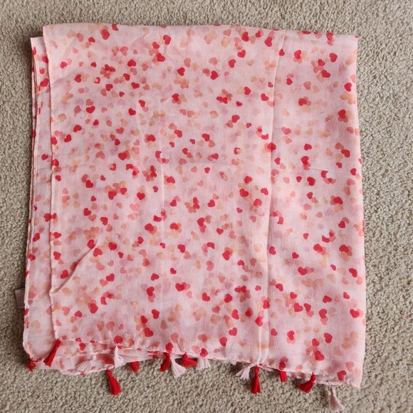 NEW Pink scarf with hearts - Picture 5 of 5